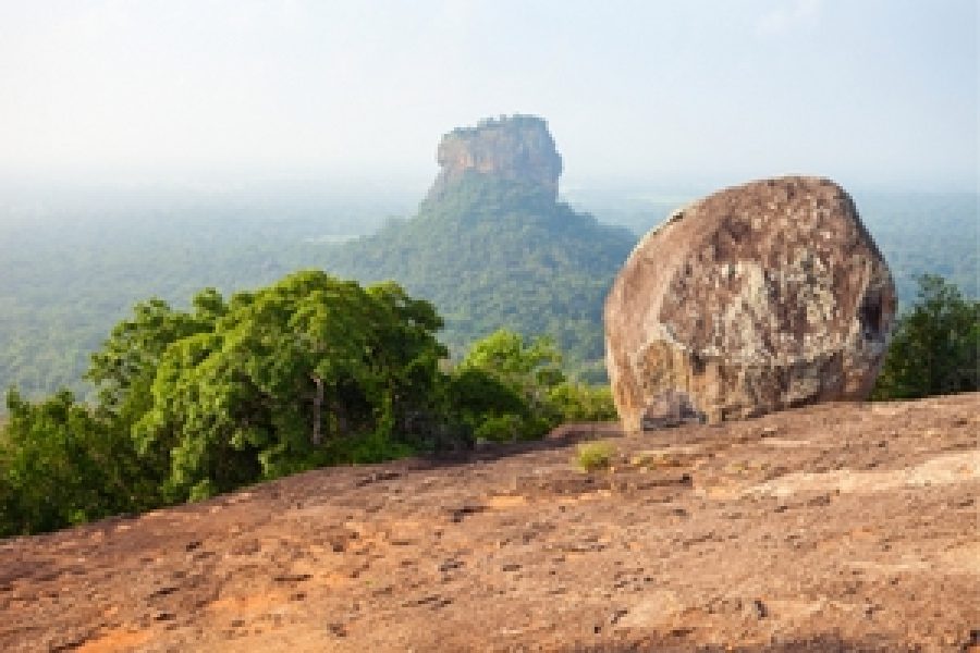 Sri Lanka’s Hidden Gems & Family Tour