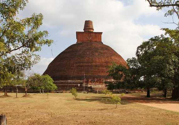 Day 2: Pinnawala Elephant Orphanage (or Anuradhapura)  